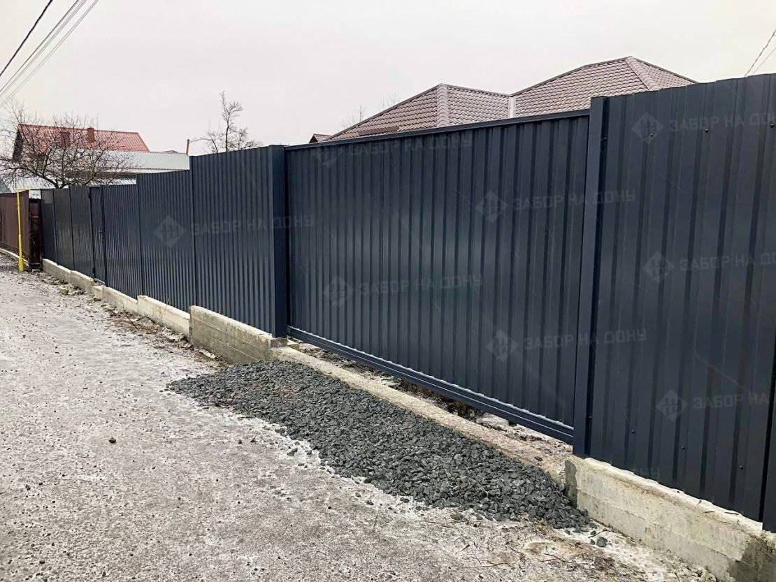 Откатные ворота из профлиста  в Цимлянске